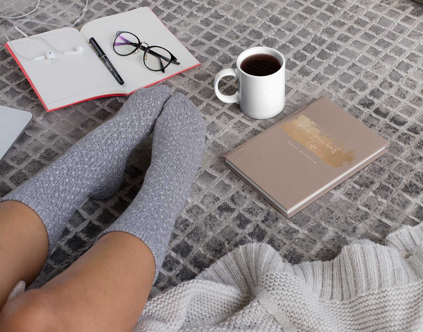 "Brown and Gold" Plan Your Best Life: Daily Planner, Journal, and SMART Goal Tracker